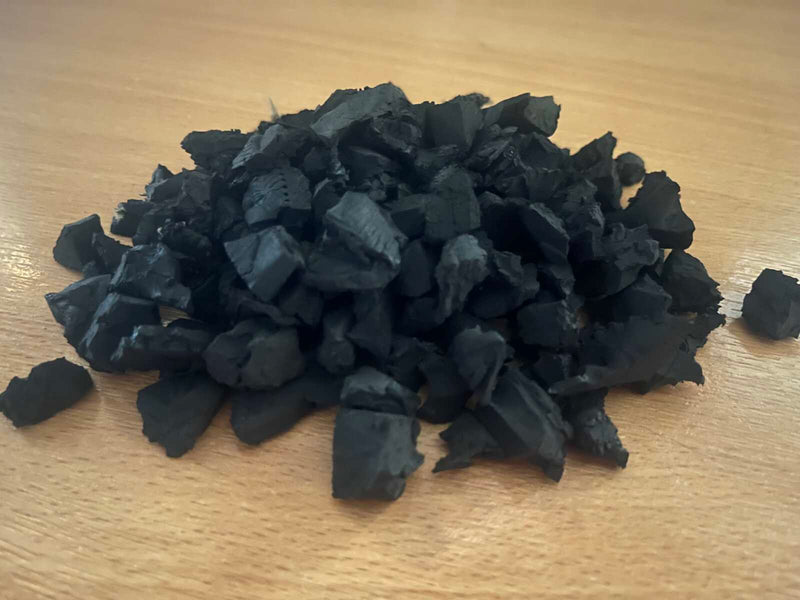 Black Rubber Chippings – 100kg Bags, Covers 5m² Landscaping and Garden Mulch