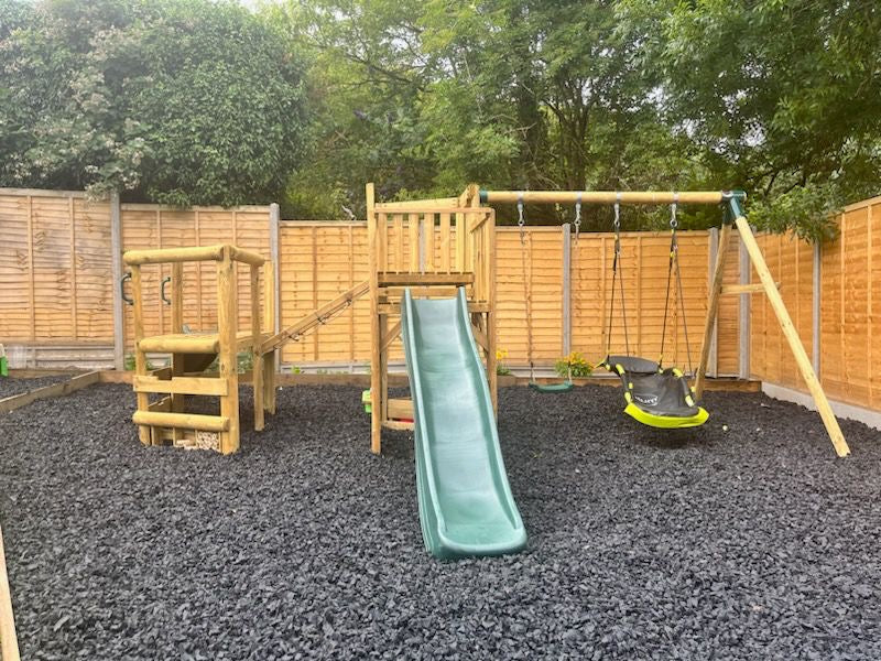 500 KG Natural Rubber Mulch Play Bark Chippings - Safe Playground Surface